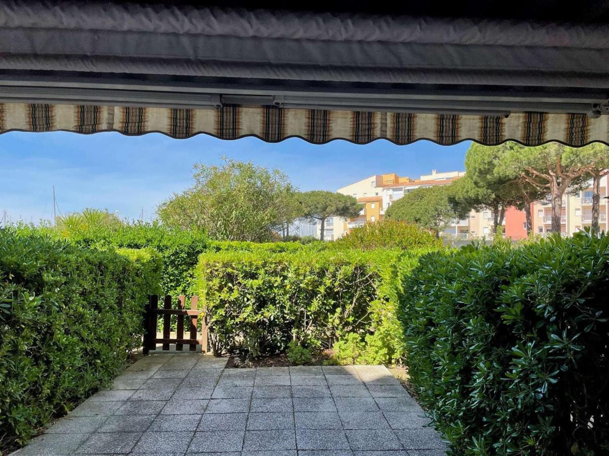 Studio Rdc Avec Piscine, A 600M De La Plage Et A Deux Pas Du Port - Cap D'Agde - Fr-1-249-369 Exterior foto